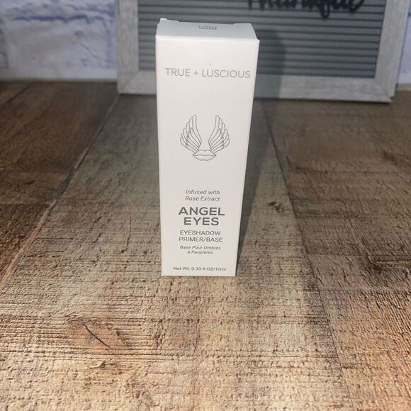Angel Eyes Eyeshadow Primer by True + Luscious - light nude - Picture 7 of 8